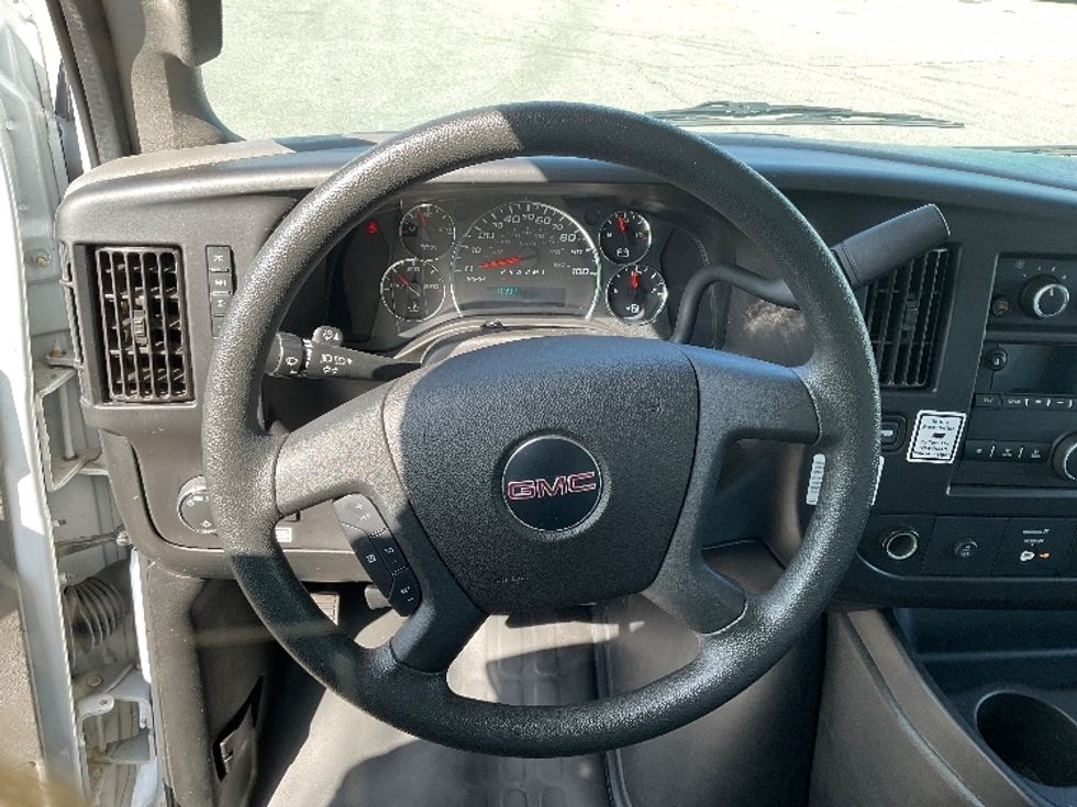 Light Duty Box Truck-Light and Medium Duty Trucks-GMC-2021-Savana G33903-Tulsa-OK-106,727\n\t\tmiles-$ 28,500 - Image 18