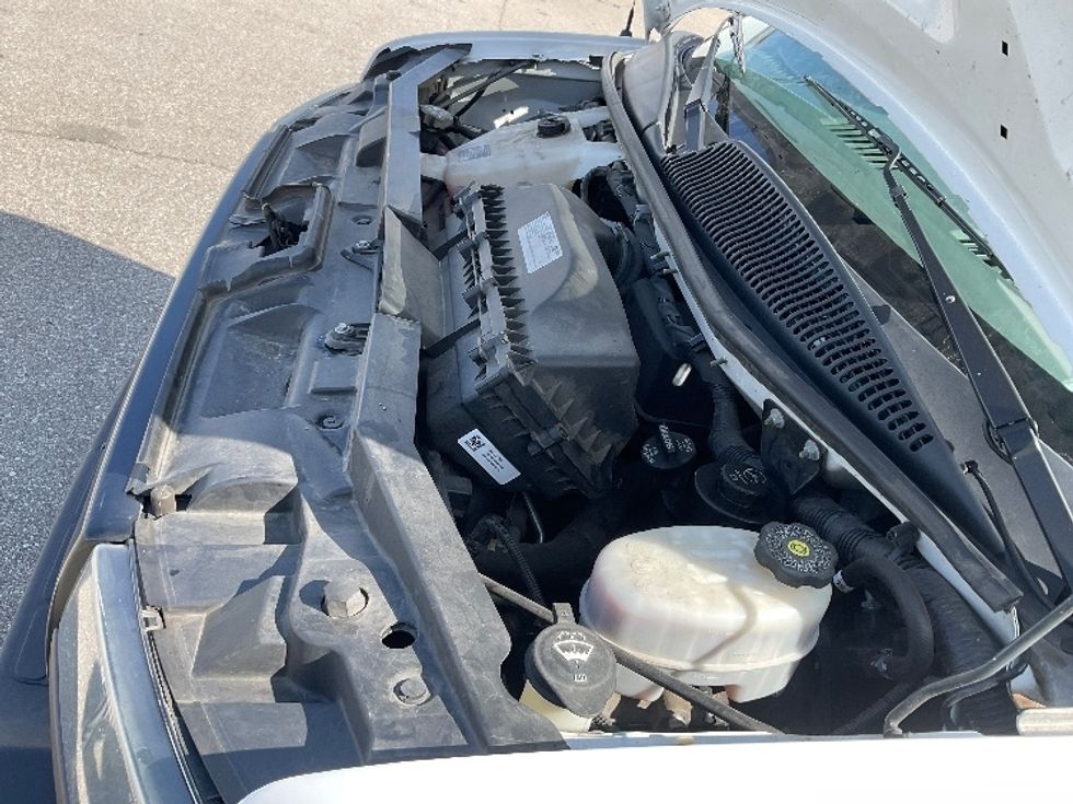 Light Duty Box Truck-Light and Medium Duty Trucks-GMC-2021-Savana G33903-Tulsa-OK-106,727\n\t\tmiles-$ 28,500 - Image 24