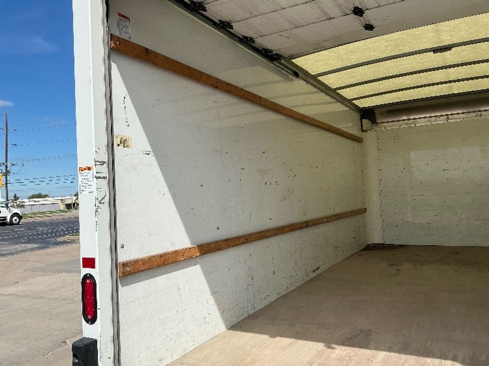 Light Duty Box Truck-Light and Medium Duty Trucks-GMC-2021-Savana G33903-Tulsa-OK-79,994\n\t\tmiles-$ 31,250 - Image 11