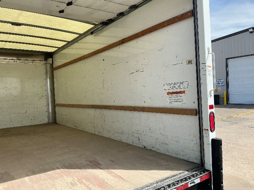 Light Duty Box Truck-Light and Medium Duty Trucks-GMC-2021-Savana G33903-Tulsa-OK-79,994\n\t\tmiles-$ 31,250 - Image 12