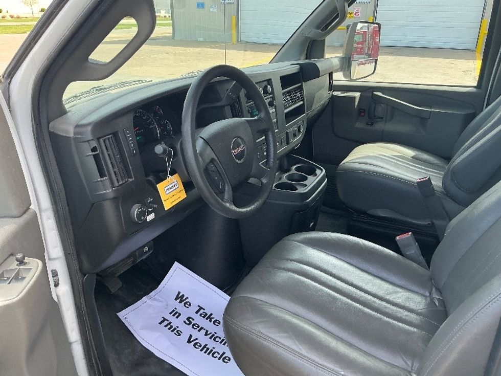 Light Duty Box Truck-Light and Medium Duty Trucks-GMC-2021-Savana G33903-Tulsa-OK-79,994\n\t\tmiles-$ 31,250 - Image 16