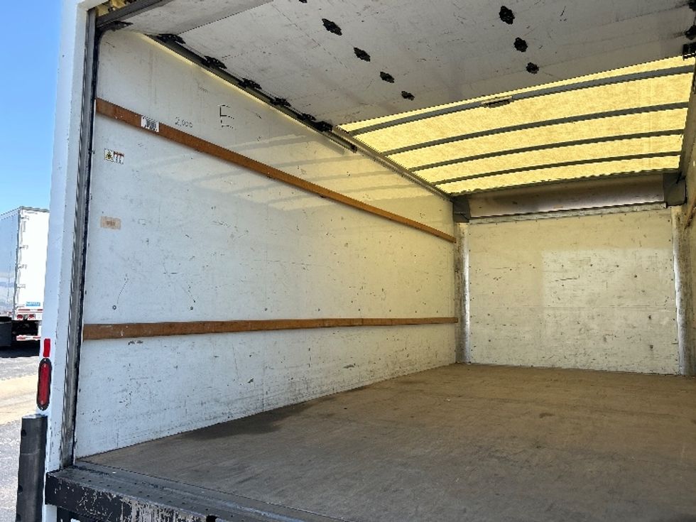 Light Duty Box Truck-Light and Medium Duty Trucks-GMC-2021-Savana G33903-Tulsa-OK-91,846\n\t\tmiles-$ 30,250 - Image 11