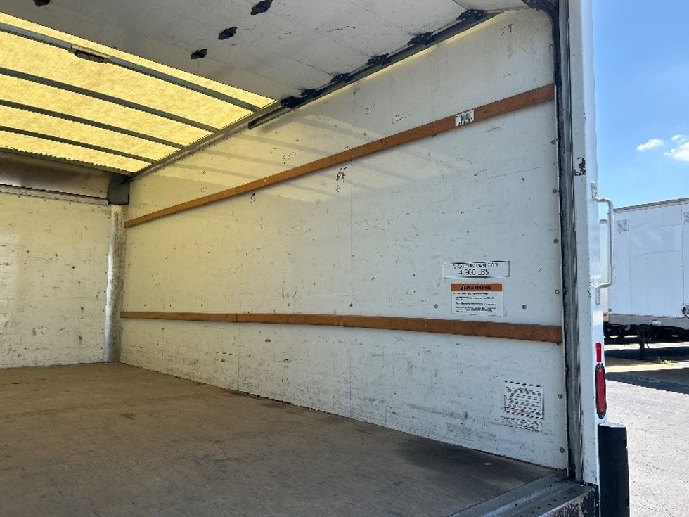 Light Duty Box Truck-Light and Medium Duty Trucks-GMC-2021-Savana G33903-Tulsa-OK-91,846\n\t\tmiles-$ 30,250 - Image 12