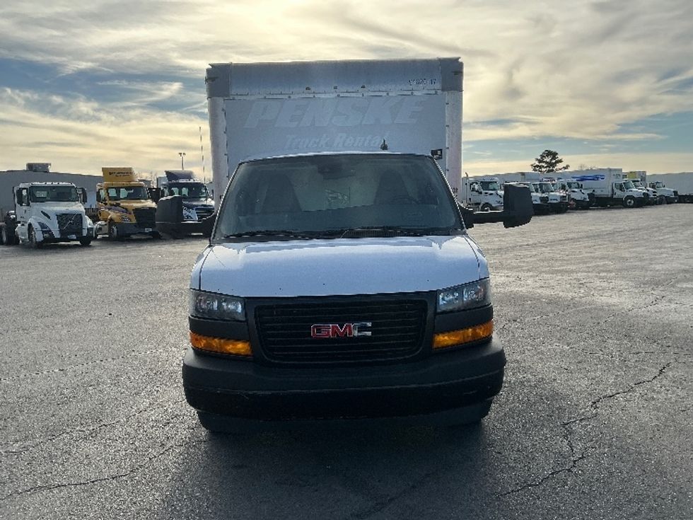 Light Duty Box Truck-Light and Medium Duty Trucks-GMC-2021-Savana G33903-Tulsa-OK-97,385\n\t\tmiles-$ 30,000 - Image 2