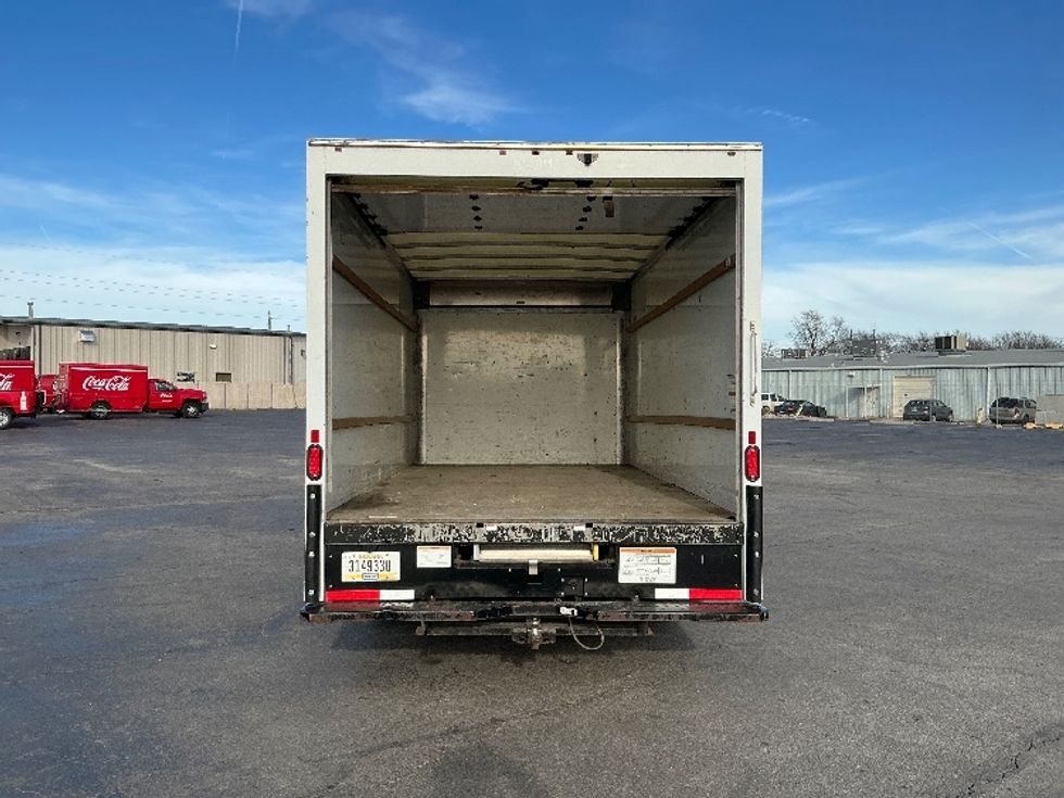 Light Duty Box Truck-Light and Medium Duty Trucks-GMC-2021-Savana G33903-Tulsa-OK-97,385\n\t\tmiles-$ 30,000 - Image 8