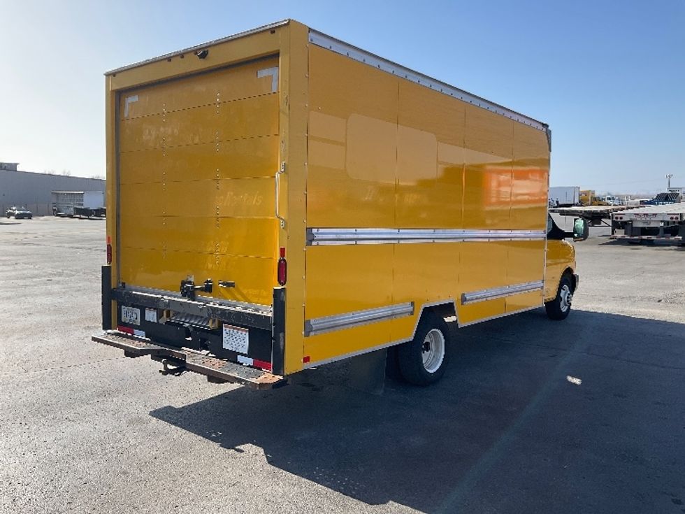 Light Duty Box Truck-Light and Medium Duty Trucks-GMC-2021-Savana G33903-Tulsa-OK-98,211\n\t\tmiles-$ 26,750 - Image 13