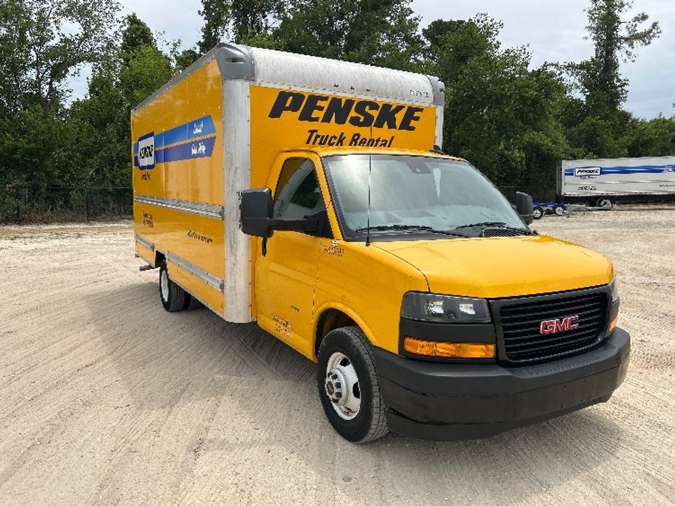 Light Duty Box Truck-Light and Medium Duty Trucks-GMC-2021-Savana G33903-Valdosta-GA-113,295\n\t\tmiles-$ 24,250 - Image 1