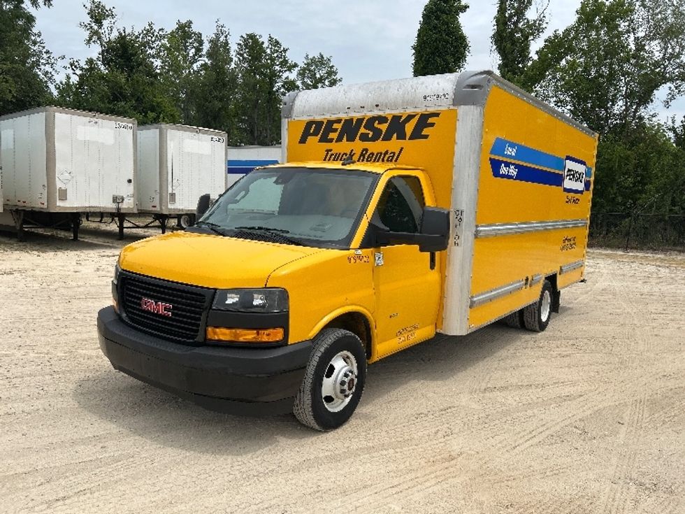 Light Duty Box Truck-Light and Medium Duty Trucks-GMC-2021-Savana G33903-Valdosta-GA-113,295\n\t\tmiles-$ 24,250 - Image 3
