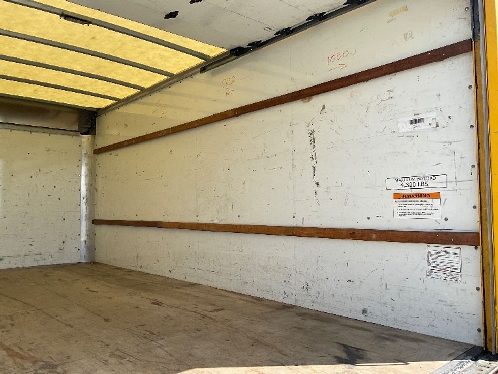 Light Duty Box Truck-Light and Medium Duty Trucks-GMC-2021-Savana G33903-Valdosta-GA-87,980\n\t\tmiles-$ 27,250 - Image 11