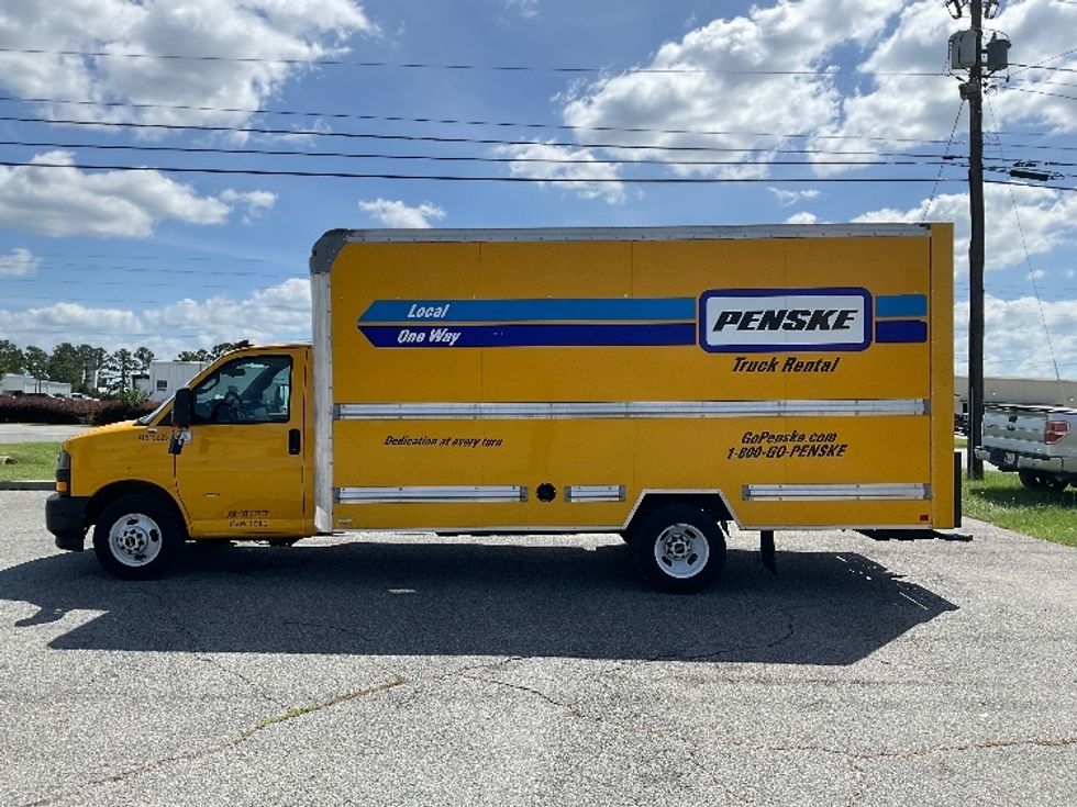 Light Duty Box Truck-Light and Medium Duty Trucks-GMC-2021-Savana G33903-Valdosta-GA-87,980\n\t\tmiles-$ 27,250 - Image 4