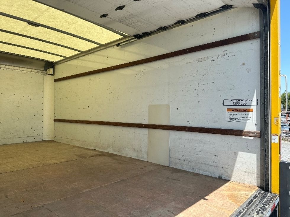 Light Duty Box Truck-Light and Medium Duty Trucks-GMC-2021-Savana G33903-Valdosta-GA-90,411\n\t\tmiles-$ 27,250 - Image 10