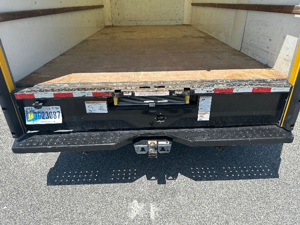 Light Duty Box Truck-Light and Medium Duty Trucks-GMC-2021-Savana G33903-Valdosta-GA-90,411\n\t\tmiles-$ 27,250 - Image 8