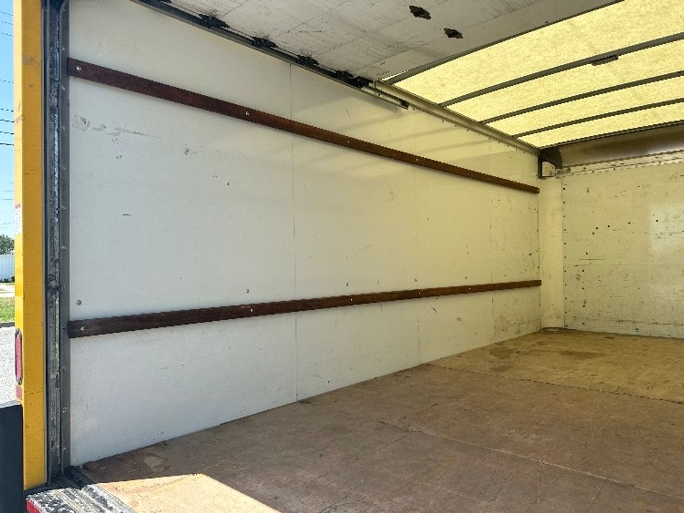 Light Duty Box Truck-Light and Medium Duty Trucks-GMC-2021-Savana G33903-Valdosta-GA-90,411\n\t\tmiles-$ 27,250 - Image 9