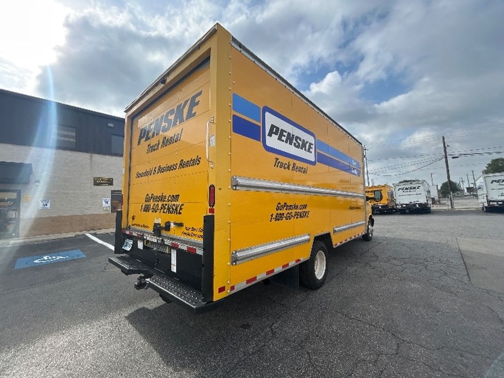 Light Duty Box Truck-Light and Medium Duty Trucks-GMC-2021-Savana G33903-Valdosta-GA-91,175\n\t\tmiles-$ 26,750 - Image 13