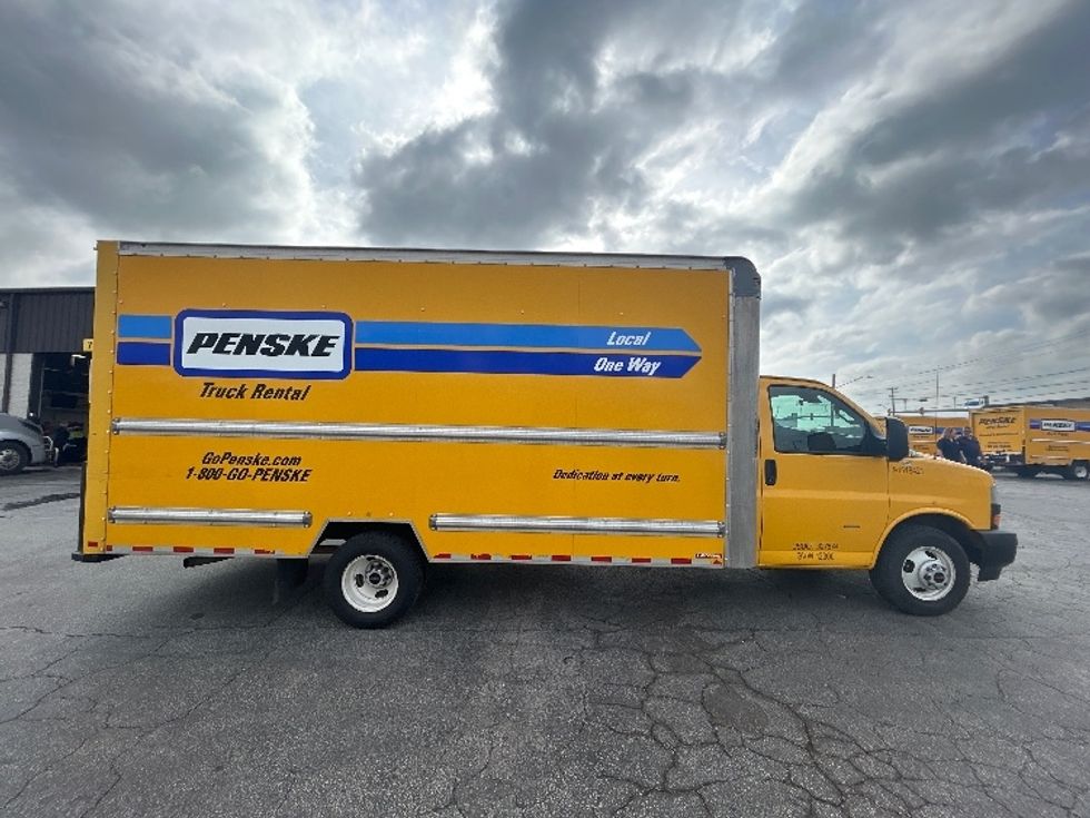 Light Duty Box Truck-Light and Medium Duty Trucks-GMC-2021-Savana G33903-Valdosta-GA-91,175\n\t\tmiles-$ 26,750 - Image 15