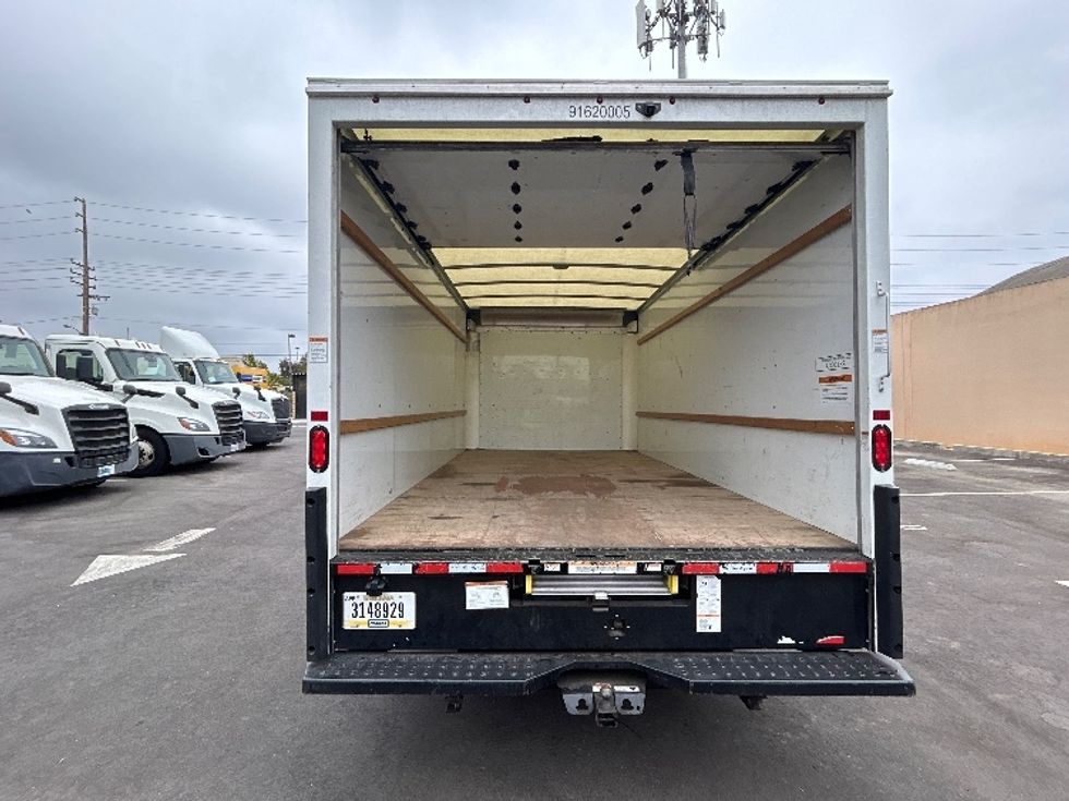 Light Duty Box Truck-Light and Medium Duty Trucks-GMC-2021-Savana G33903-Ventura-CA-75,318\n\t\tmiles-$ 34,750 - Image 8