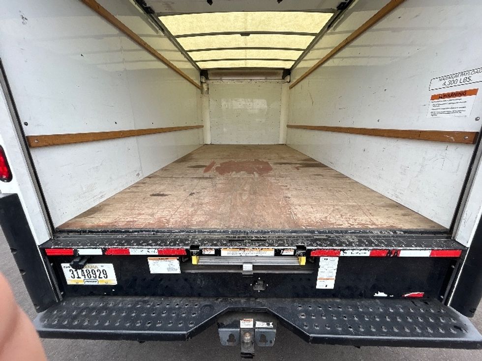 Light Duty Box Truck-Light and Medium Duty Trucks-GMC-2021-Savana G33903-Ventura-CA-75,318\n\t\tmiles-$ 34,750 - Image 9