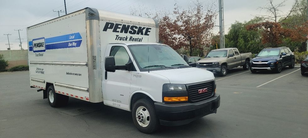 Light Duty Box Truck-Light and Medium Duty Trucks-GMC-2021-Savana G33903-Ventura-CA-81,406\n\t\tmiles-$ 37,250 - Image 1