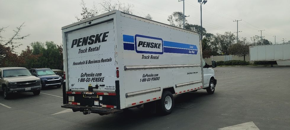 Light Duty Box Truck-Light and Medium Duty Trucks-GMC-2021-Savana G33903-Ventura-CA-81,406\n\t\tmiles-$ 37,250 - Image 13