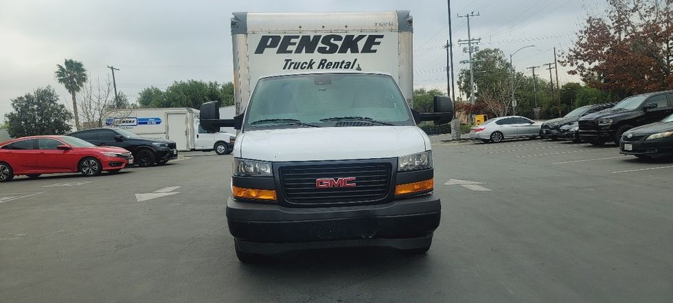 Light Duty Box Truck-Light and Medium Duty Trucks-GMC-2021-Savana G33903-Ventura-CA-81,406\n\t\tmiles-$ 37,250 - Image 2