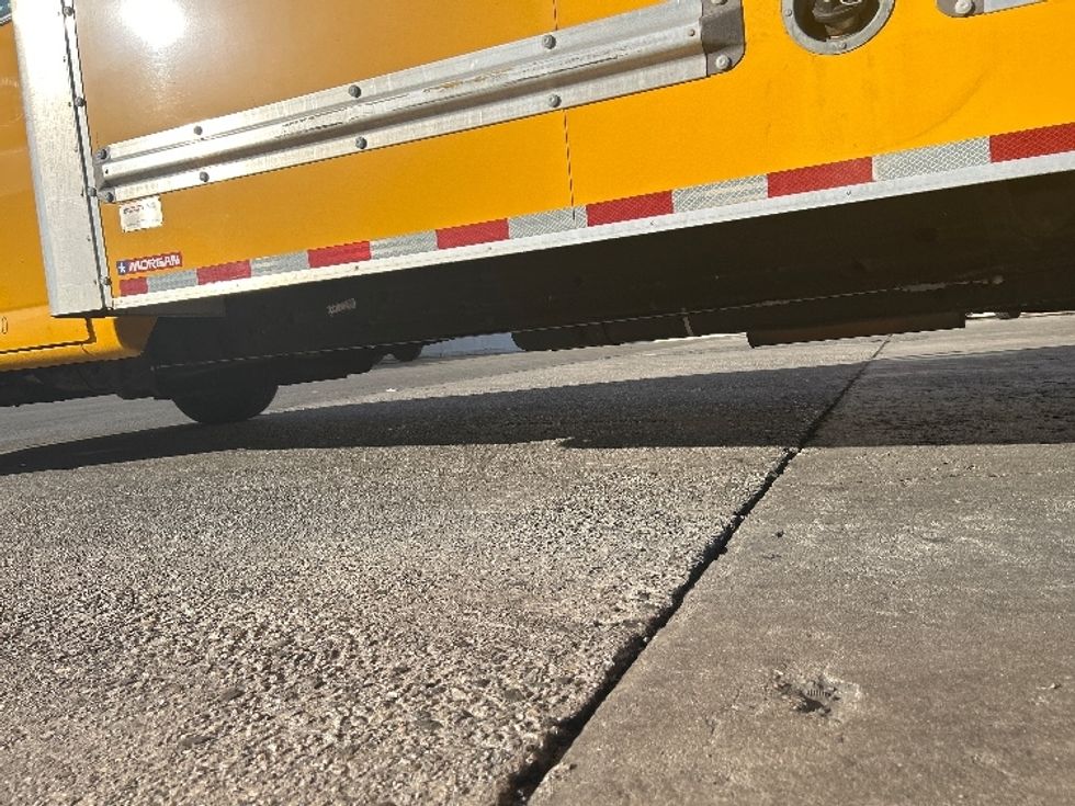 Light Duty Box Truck-Light and Medium Duty Trucks-GMC-2021-Savana G33903-Vernon-CA-119,238\n\t\tmiles-$ 25,250 - Image 5