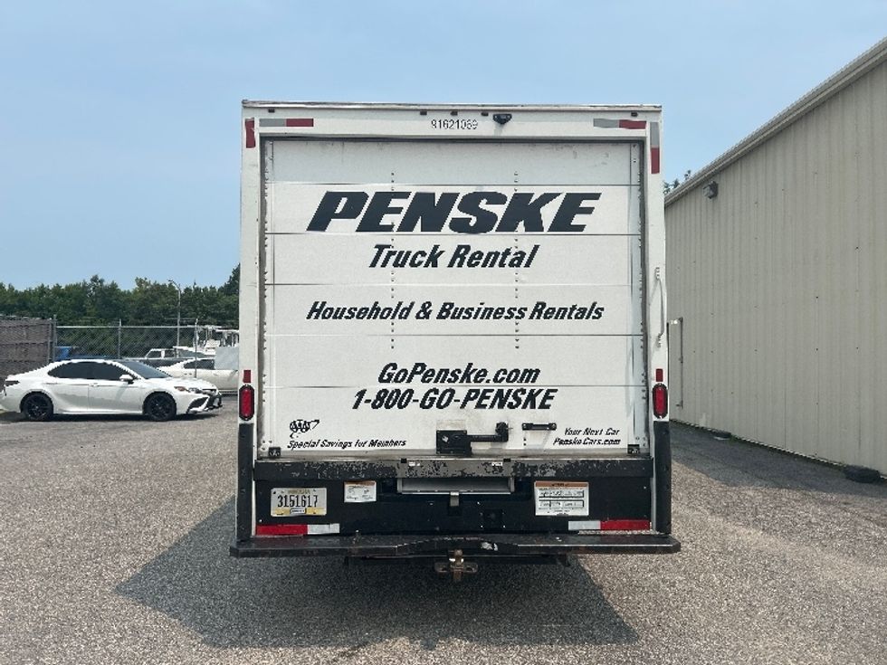 Light Duty Box Truck-Light and Medium Duty Trucks-GMC-2021-Savana G33903-Virginia Beach-VA-85,750\n\t\tmiles-$ 30,500 - Image 7