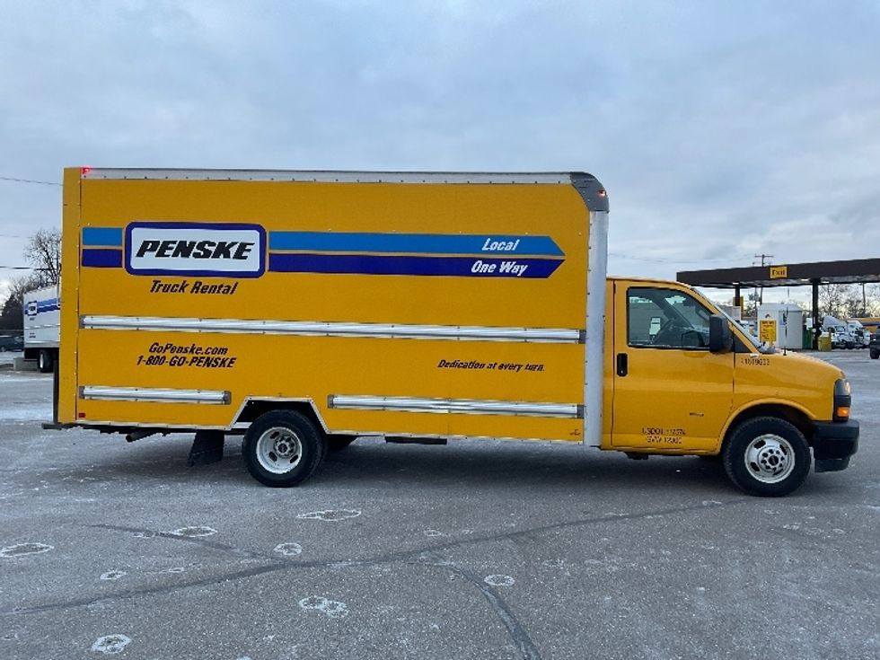 Light Duty Box Truck-Light and Medium Duty Trucks-GMC-2021-Savana G33903-Warren-MI-54,284\n\t\tmiles-$ 35,500 - Image 15