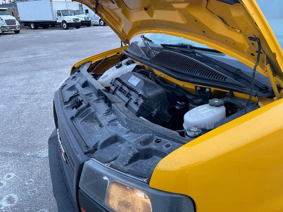 Light Duty Box Truck-Light and Medium Duty Trucks-GMC-2021-Savana G33903-Warren-MI-54,284\n\t\tmiles-$ 35,500 - Image 24