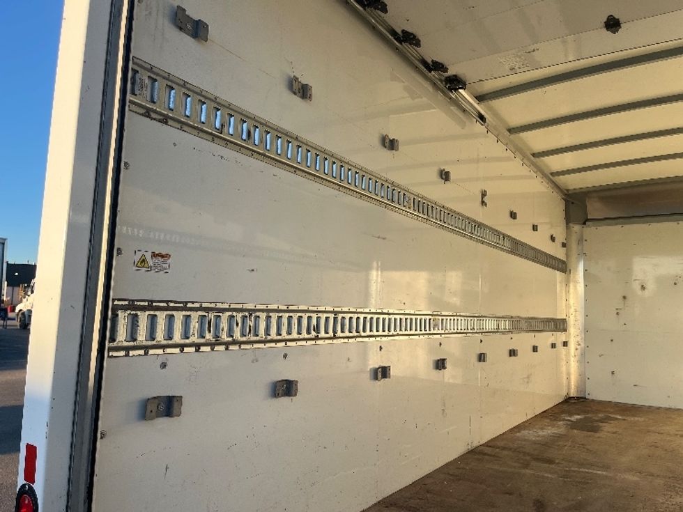 Light Duty Box Truck-Light and Medium Duty Trucks-GMC-2021-Savana G33903-Warren-MI-74,491\n\t\tmiles-$ 32,000 - Image 11