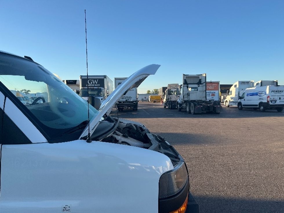 Light Duty Box Truck-Light and Medium Duty Trucks-GMC-2021-Savana G33903-Warren-MI-74,491\n\t\tmiles-$ 32,000 - Image 23