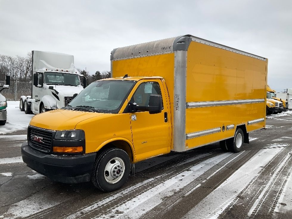 Light Duty Box Truck-Light and Medium Duty Trucks-GMC-2021-Savana G33903-Warren-MI-85,629\n\t\tmiles-$ 27,750 - Image 3