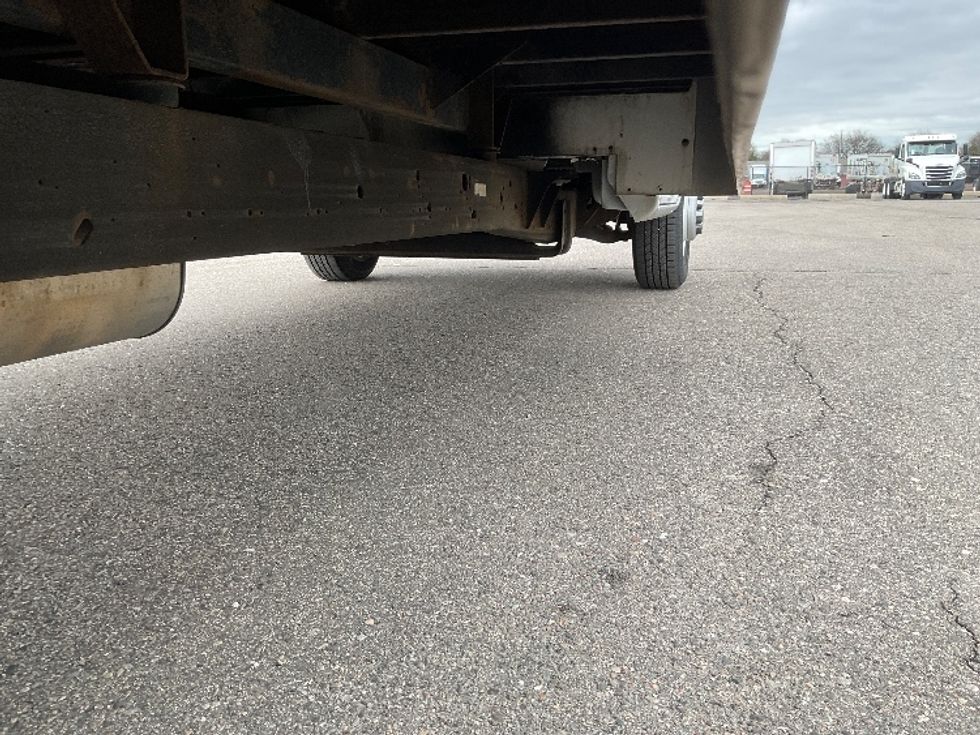 Light Duty Box Truck-Light and Medium Duty Trucks-GMC-2021-Savana G33903-Warren-MI-86,847\n\t\tmiles-$ 30,500 - Image 14