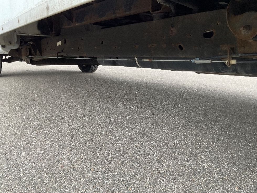 Light Duty Box Truck-Light and Medium Duty Trucks-GMC-2021-Savana G33903-Warren-MI-86,847\n\t\tmiles-$ 30,500 - Image 5