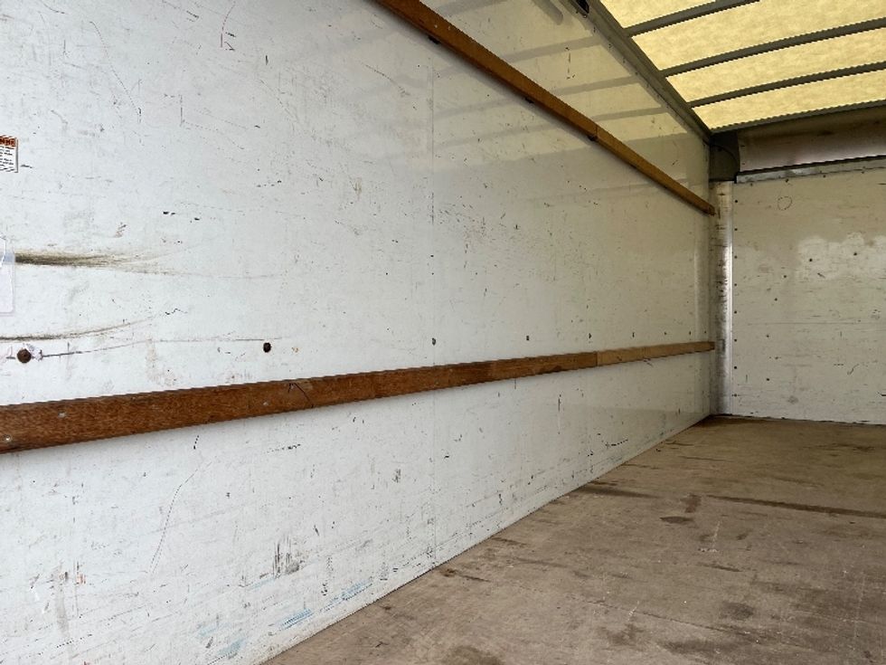 Light Duty Box Truck-Light and Medium Duty Trucks-GMC-2021-Savana G33903-Warren-MI-90,086\n\t\tmiles-$ 27,250 - Image 10