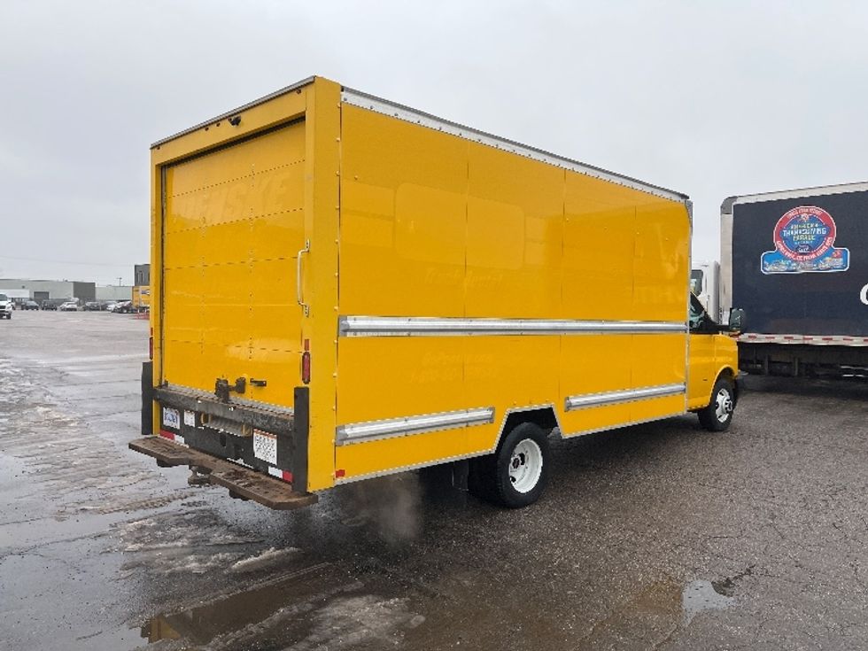 Light Duty Box Truck-Light and Medium Duty Trucks-GMC-2021-Savana G33903-Warren-MI-90,086\n\t\tmiles-$ 27,250 - Image 12