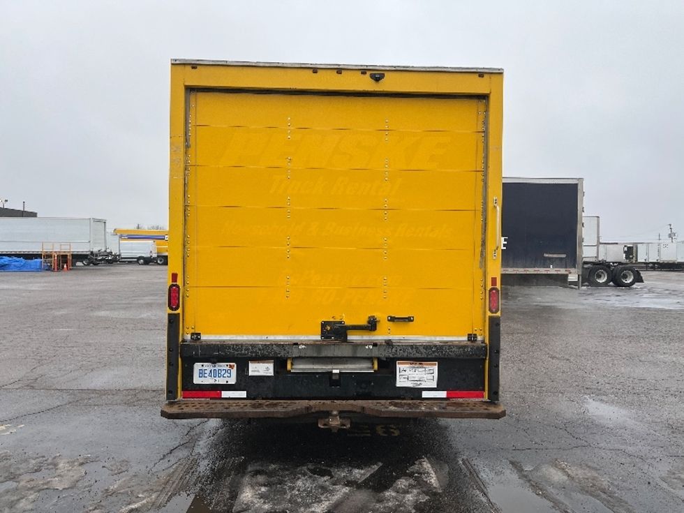 Light Duty Box Truck-Light and Medium Duty Trucks-GMC-2021-Savana G33903-Warren-MI-90,086\n\t\tmiles-$ 27,250 - Image 7