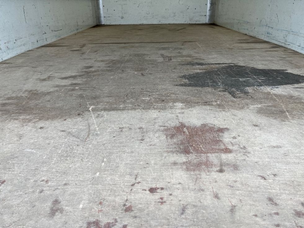 Light Duty Box Truck-Light and Medium Duty Trucks-GMC-2021-Savana G33903-Warren-MI-90,086\n\t\tmiles-$ 27,250 - Image 9