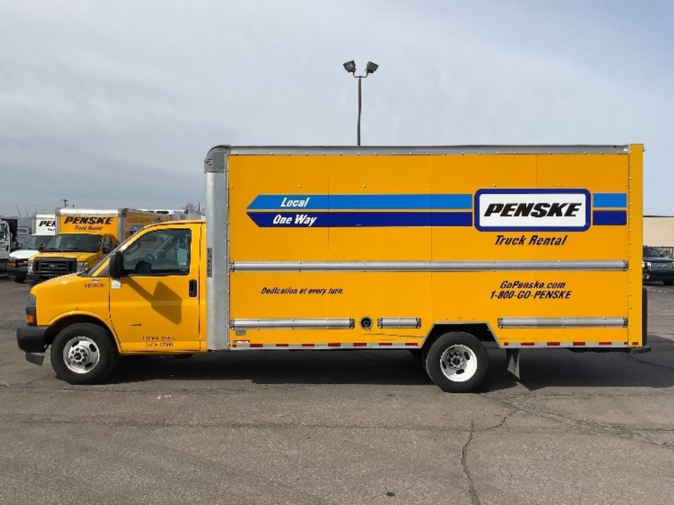 Light Duty Box Truck-Light and Medium Duty Trucks-GMC-2021-Savana G33903-Warren-MI-92,925\n\t\tmiles-$ 26,500 - Image 4