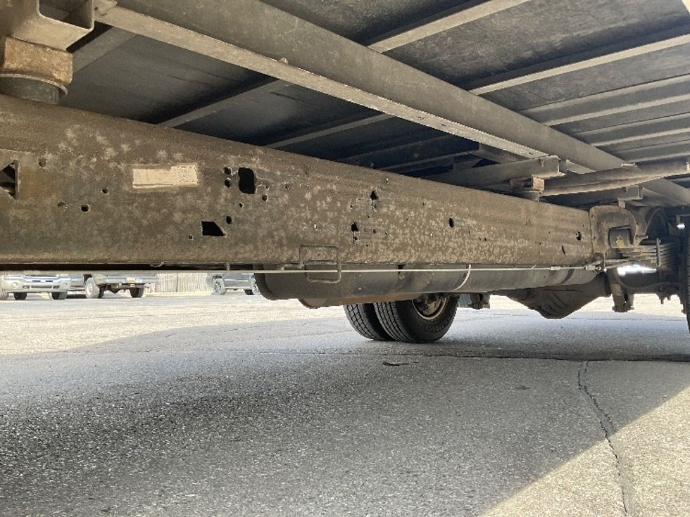 Light Duty Box Truck-Light and Medium Duty Trucks-GMC-2021-Savana G33903-Warren-MI-92,925\n\t\tmiles-$ 26,500 - Image 5