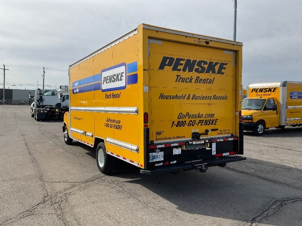 Light Duty Box Truck-Light and Medium Duty Trucks-GMC-2021-Savana G33903-Warren-MI-92,925\n\t\tmiles-$ 26,500 - Image 6