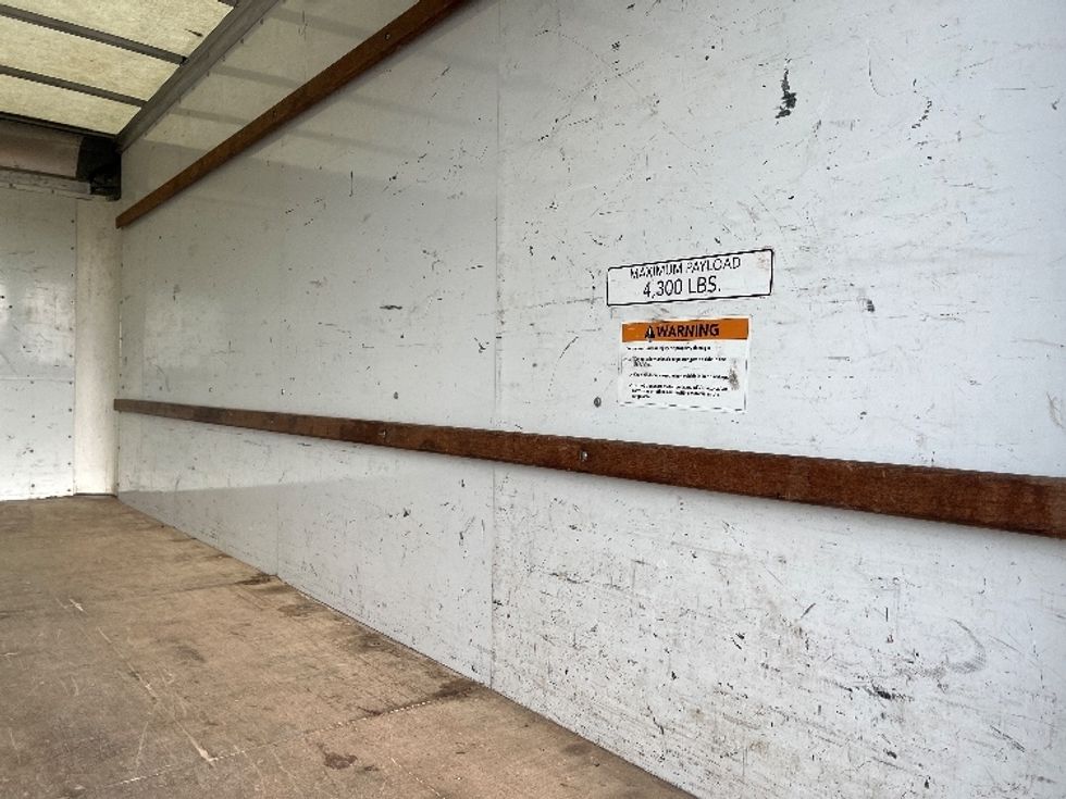 Light Duty Box Truck-Light and Medium Duty Trucks-GMC-2021-Savana G33903-Warren-MI-95,655\n\t\tmiles-$ 26,750 - Image 11