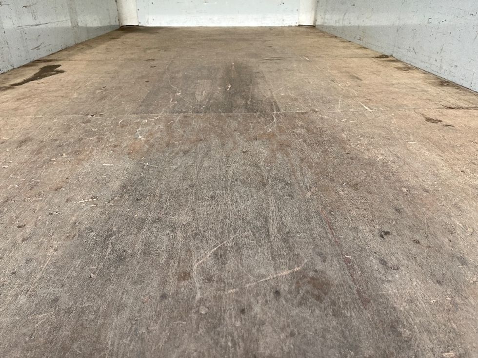 Light Duty Box Truck-Light and Medium Duty Trucks-GMC-2021-Savana G33903-Warren-MI-95,655\n\t\tmiles-$ 26,750 - Image 9