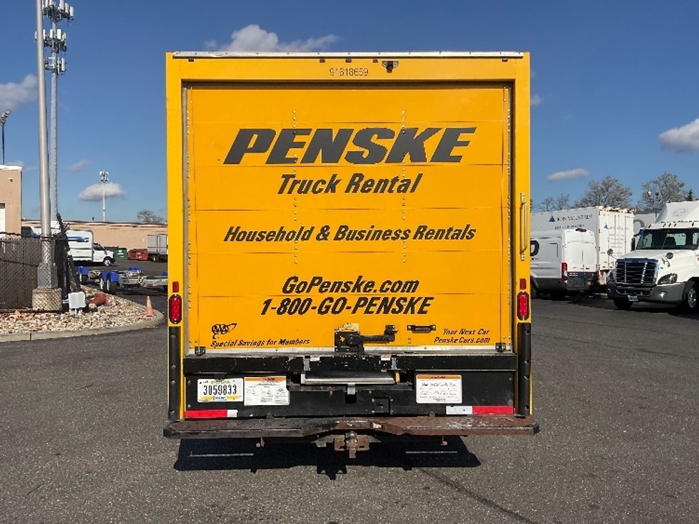 Light Duty Box Truck-Light and Medium Duty Trucks-GMC-2021-Savana G33903-West Babylon-NY-105,289\n\t\tmiles-$ 27,250 - Image 7