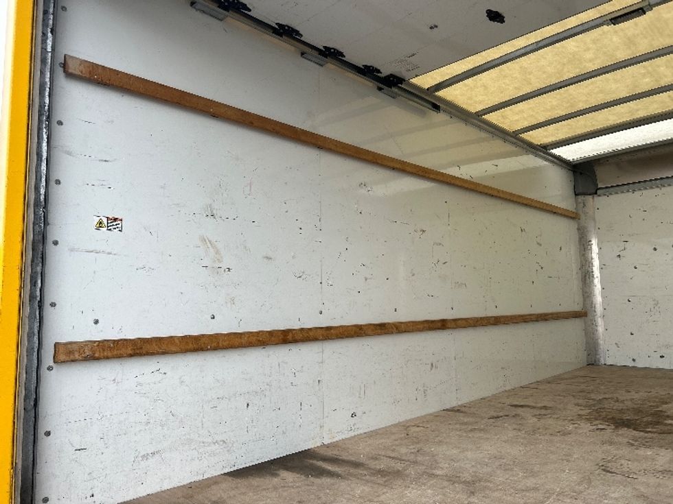 Light Duty Box Truck-Light and Medium Duty Trucks-GMC-2021-Savana G33903-West Babylon-NY-107,878\n\t\tmiles-$ 23,250 - Image 11