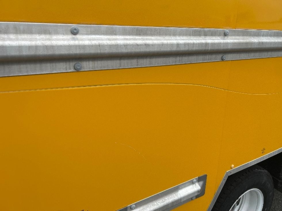 Light Duty Box Truck-Light and Medium Duty Trucks-GMC-2021-Savana G33903-West Babylon-NY-107,878\n\t\tmiles-$ 23,250 - Image 26