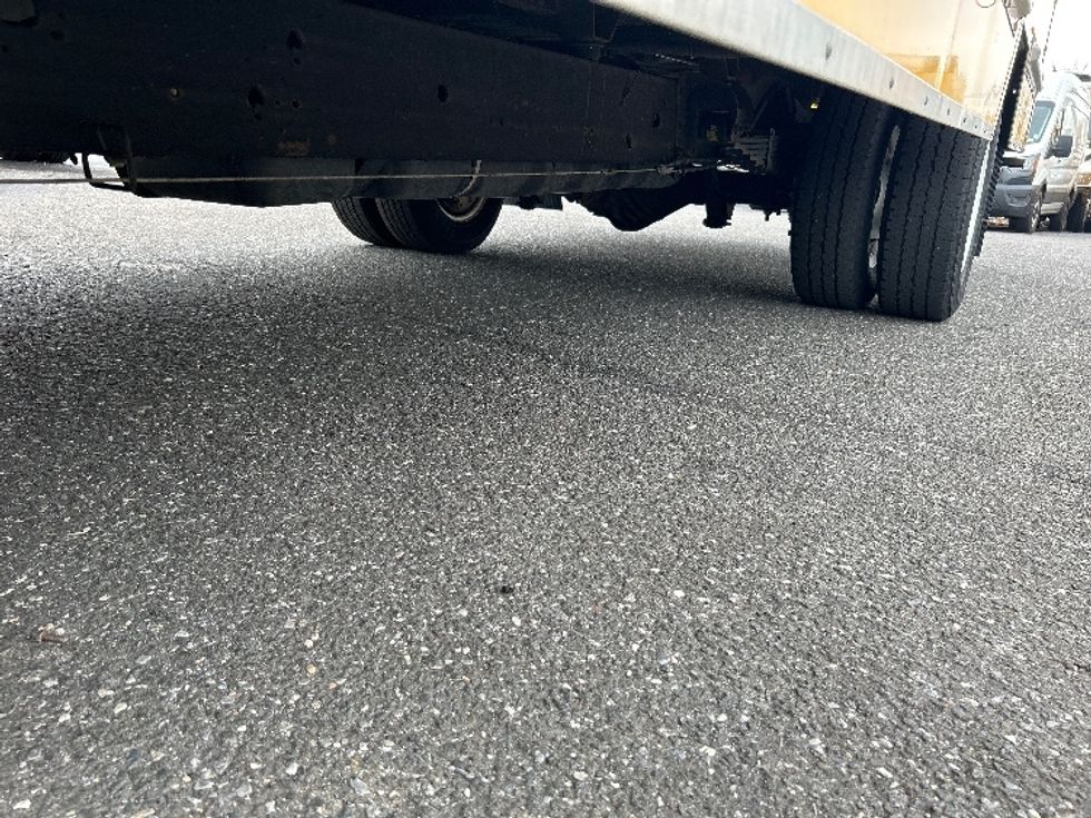 Light Duty Box Truck-Light and Medium Duty Trucks-GMC-2021-Savana G33903-West Babylon-NY-107,878\n\t\tmiles-$ 23,250 - Image 5