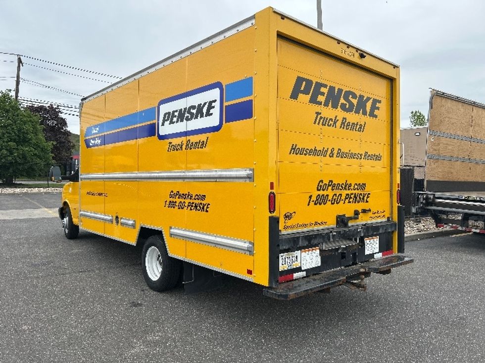 Light Duty Box Truck-Light and Medium Duty Trucks-GMC-2021-Savana G33903-West Babylon-NY-107,878\n\t\tmiles-$ 23,250 - Image 6