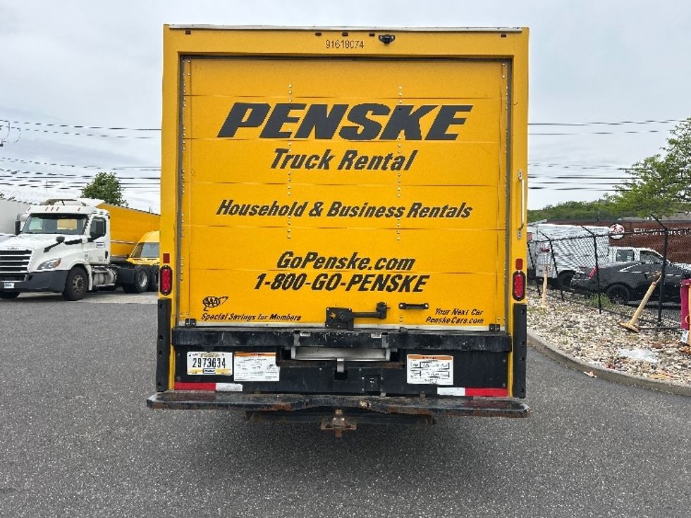 Light Duty Box Truck-Light and Medium Duty Trucks-GMC-2021-Savana G33903-West Babylon-NY-107,878\n\t\tmiles-$ 23,250 - Image 7