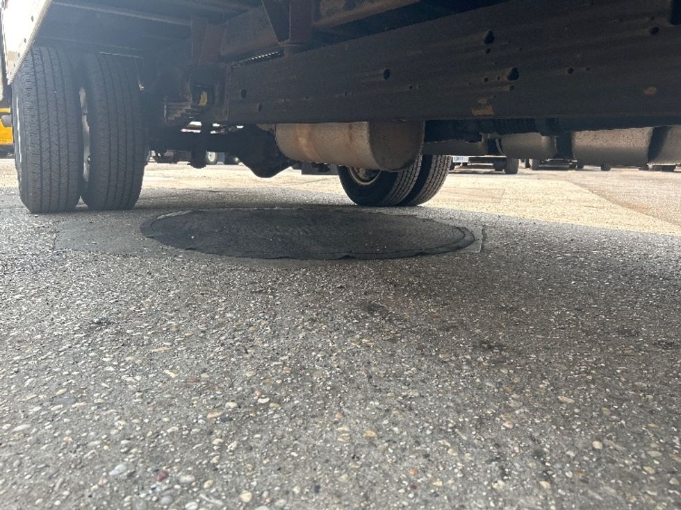 Light Duty Box Truck-Light and Medium Duty Trucks-GMC-2021-Savana G33903-West Babylon-NY-54,952\n\t\tmiles-$ 29,250 - Image 13