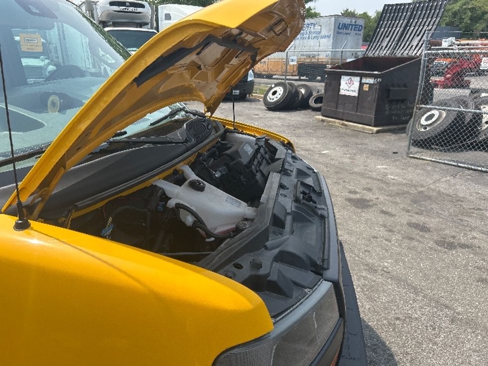 Light Duty Box Truck-Light and Medium Duty Trucks-GMC-2021-Savana G33903-West Babylon-NY-54,952\n\t\tmiles-$ 29,250 - Image 22